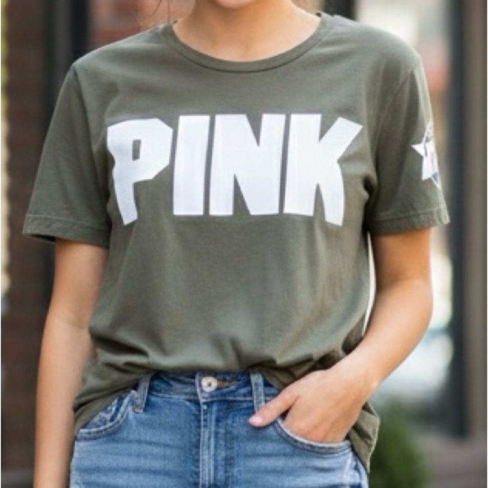 PINK Graphic T-Shirt with Front Pocket size L